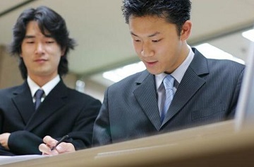 梦见男同事